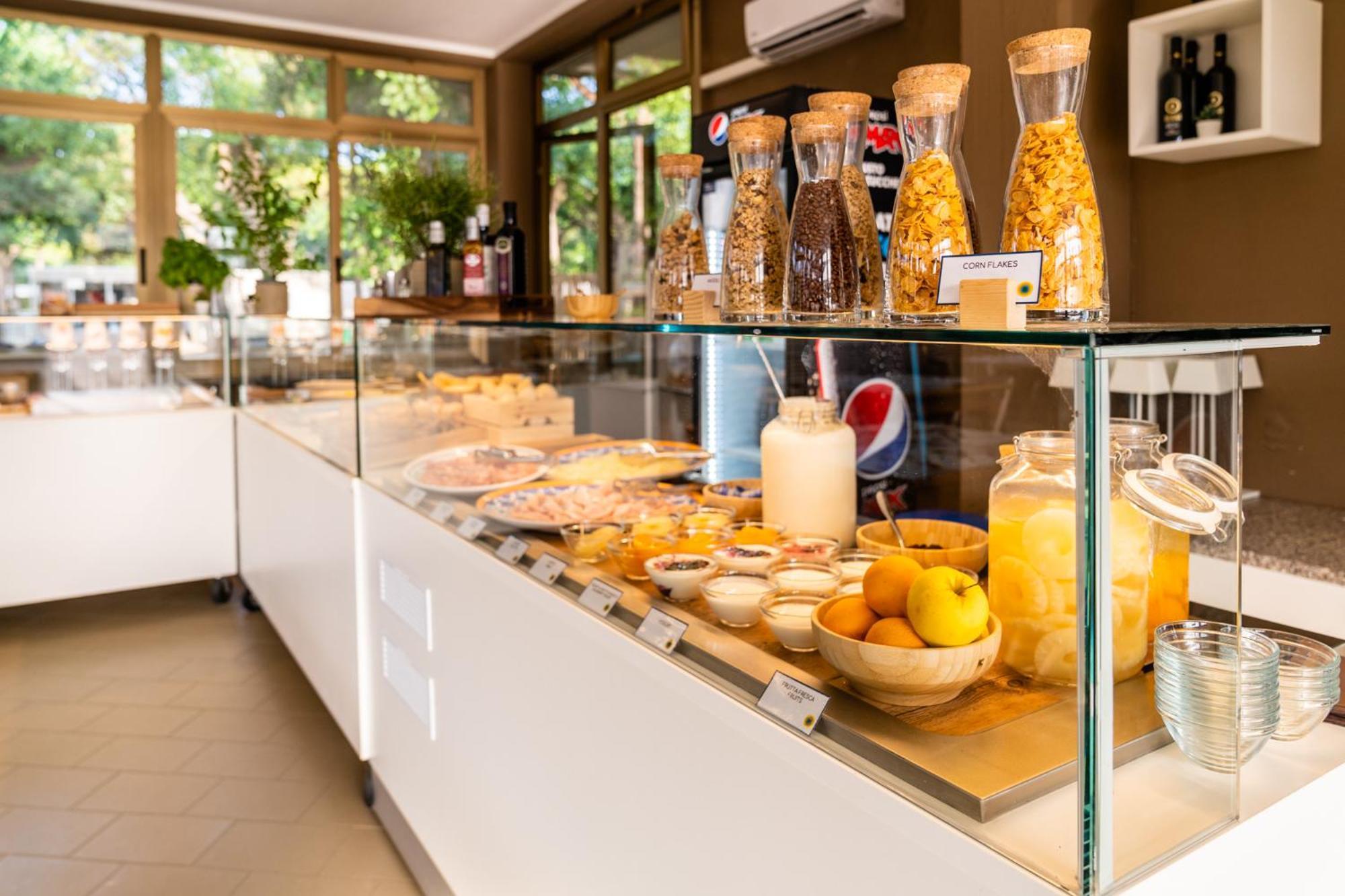Hotel Club Del Sole Viareggio Family Collection Torre del Lago Puccini Exteriér fotografie